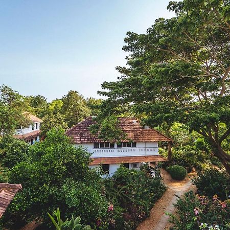 Gaia'S Garden Guest House Auroville Exterior photo